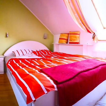 Aurora Premium Home Győr Buitenkant foto
