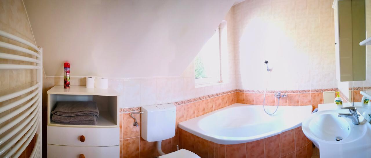Aurora Premium Home Győr Buitenkant foto